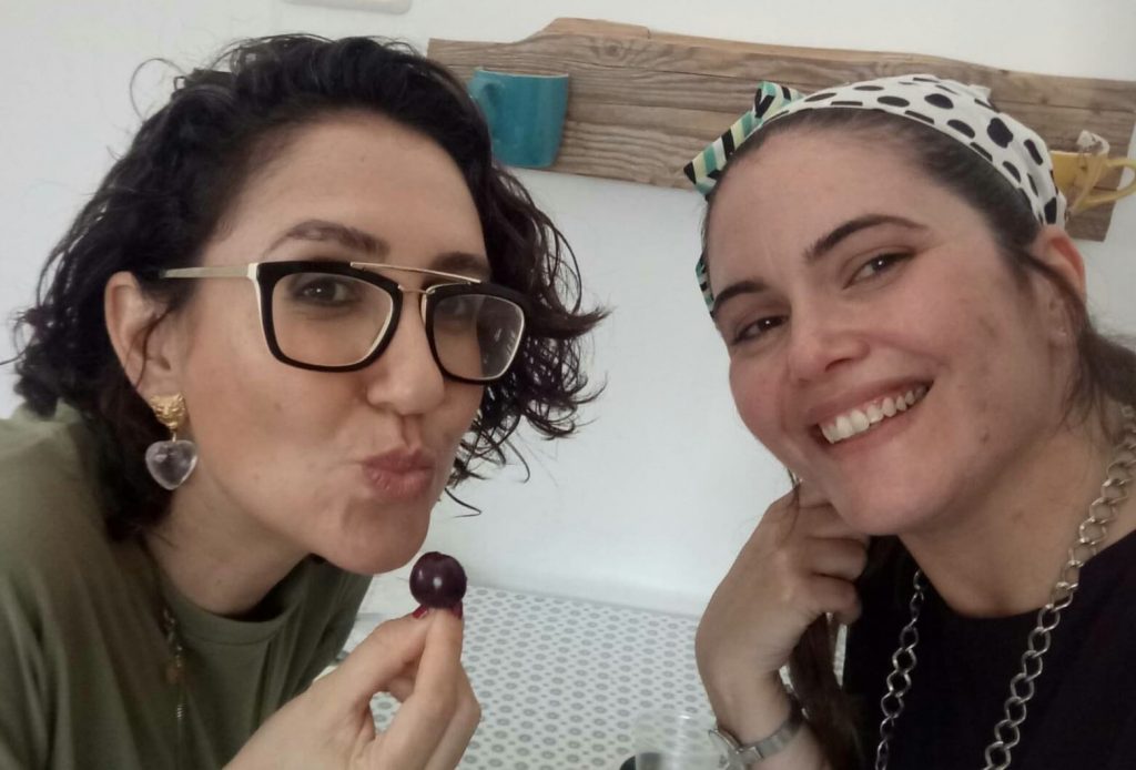 אמא יוצרת דנה ישראלי ואני